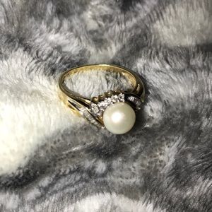 Pearl ring